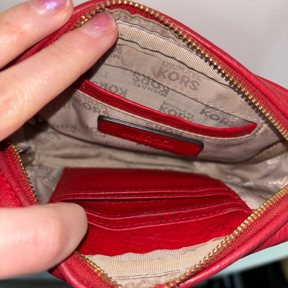 Small red Micheal Kors shoulder bag - Picture 6 of 6